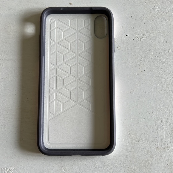 Otterbox Symmetry Hepburn Dip XS Max case - Picture 2 of 3